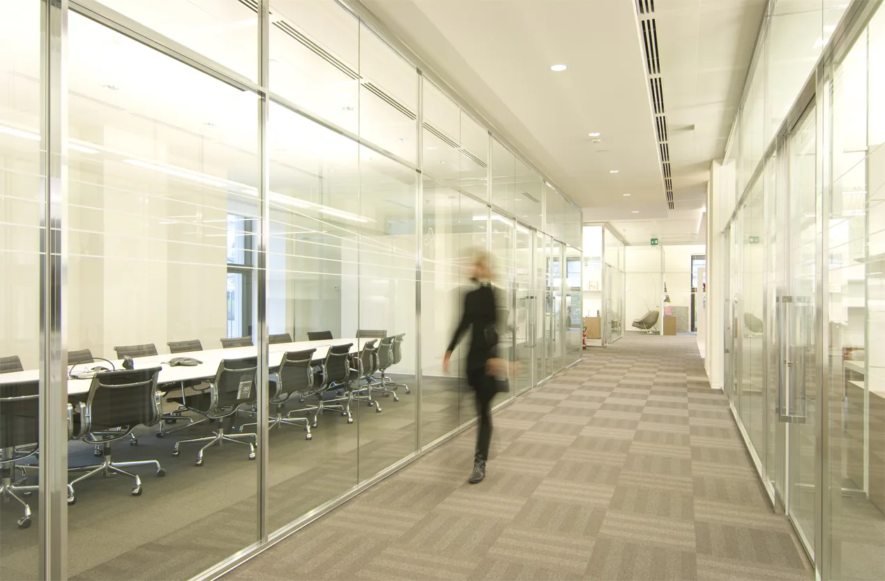 Level 3 full executive floor composition with all design elements and natural light from terrace